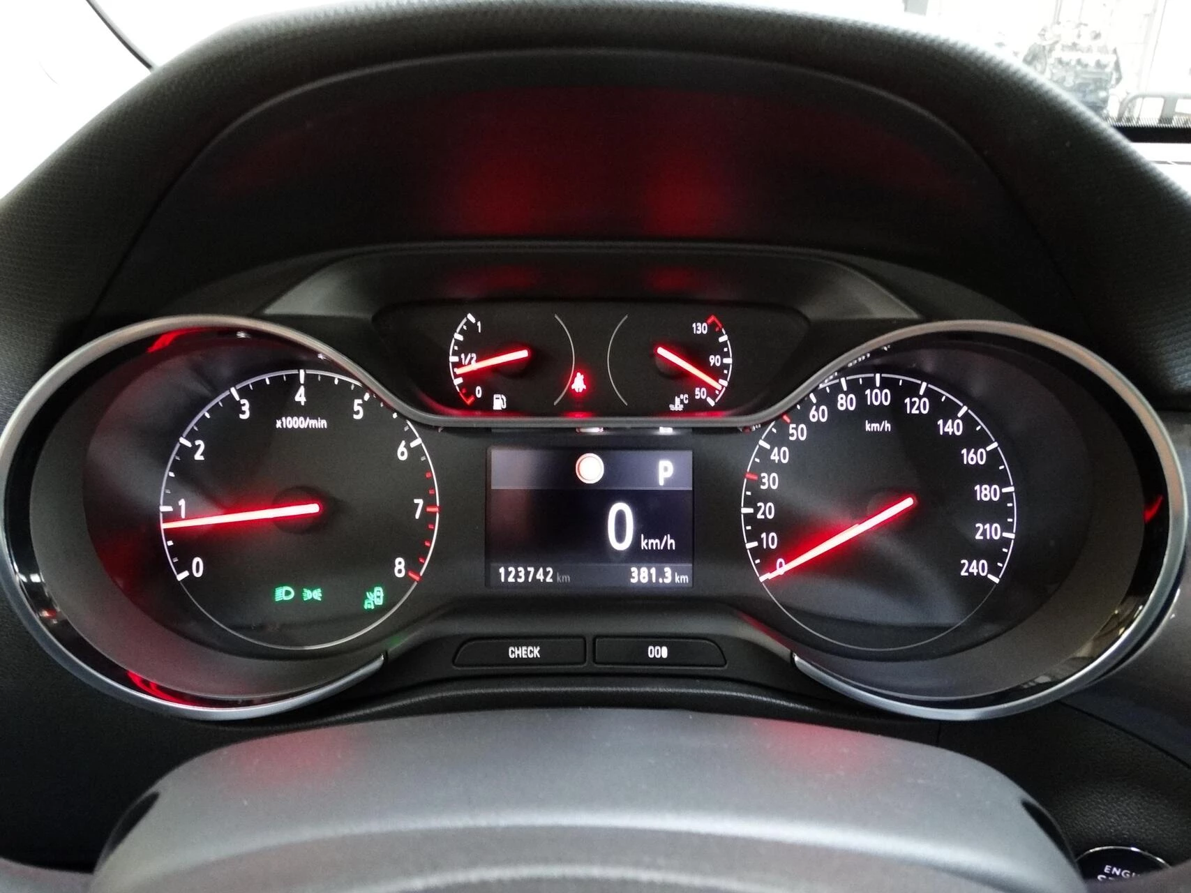 Hoofdafbeelding Opel Crossland X