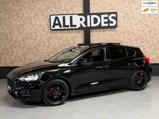 Hoofdafbeelding Ford Focus Ford Focus 1.5 EcoBoost ST Line Business | Pano | Camera | Navi - stoel-/stuurverwarming | Carplay | Keyless