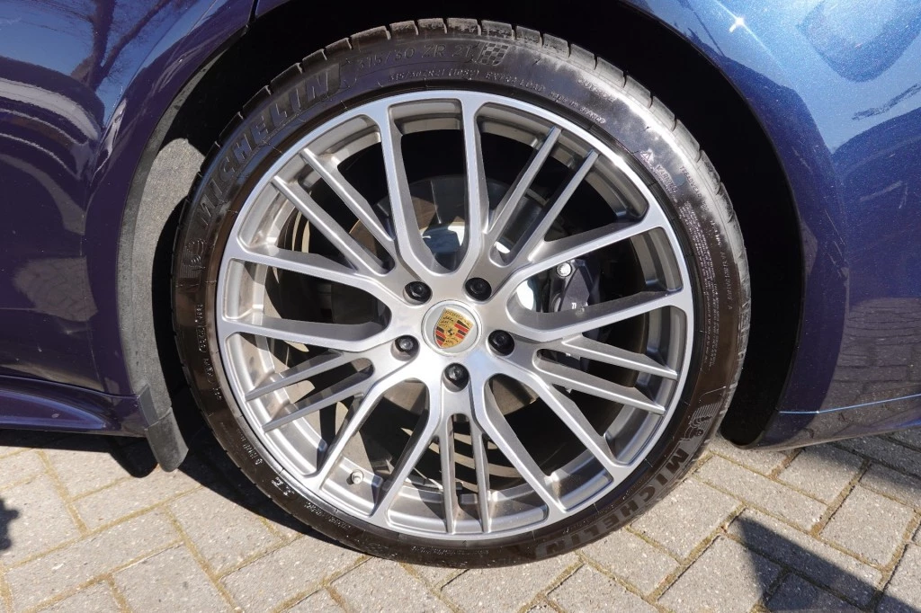 Hoofdafbeelding Porsche Panamera