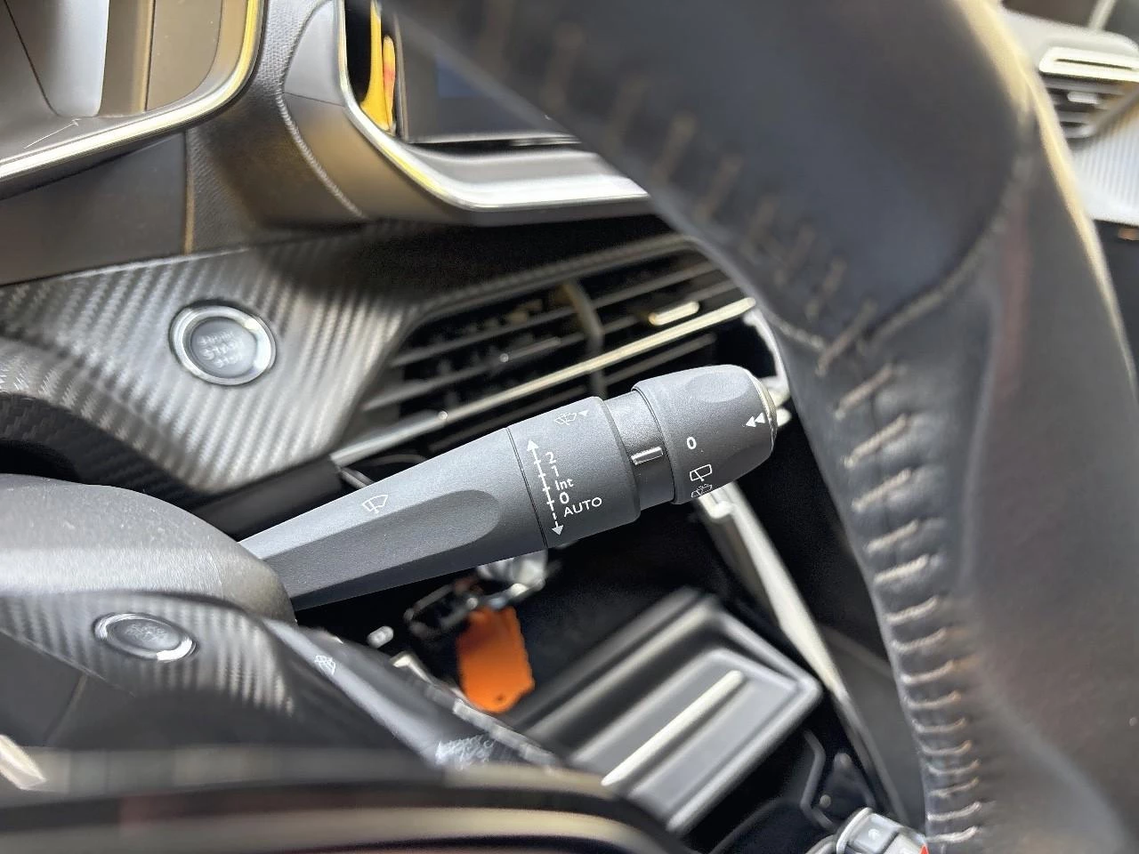 Hoofdafbeelding Peugeot e-208