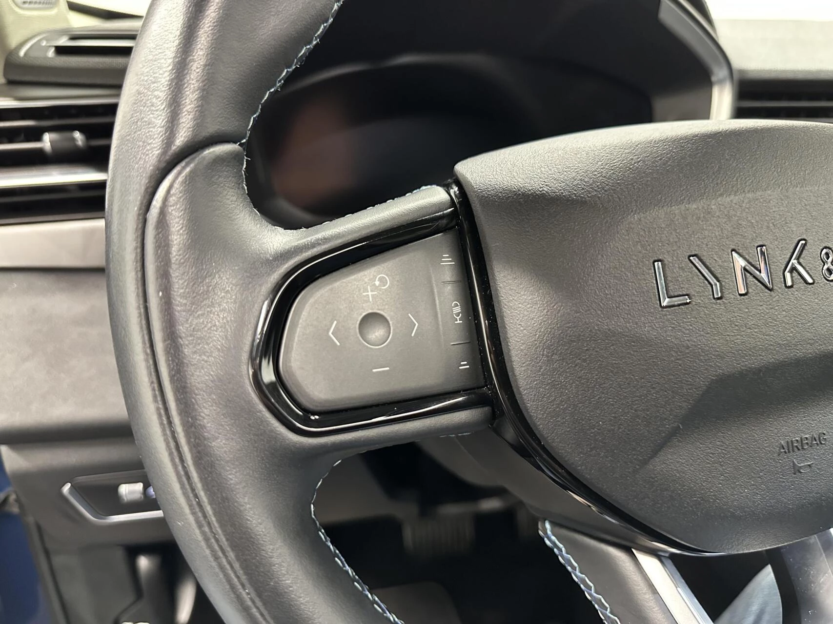 Hoofdafbeelding Lynk & Co 01