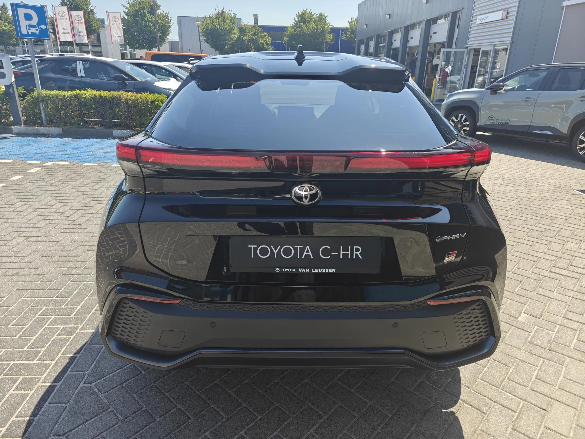 Hoofdafbeelding Toyota C-HR