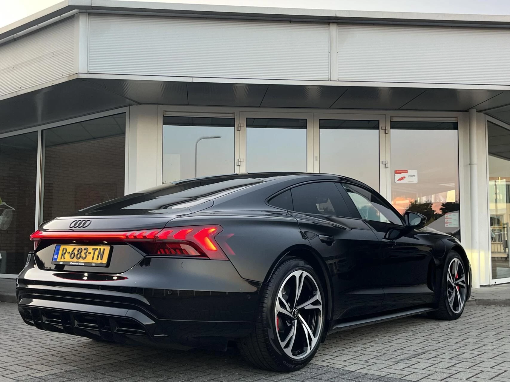 Hoofdafbeelding Audi e-tron GT