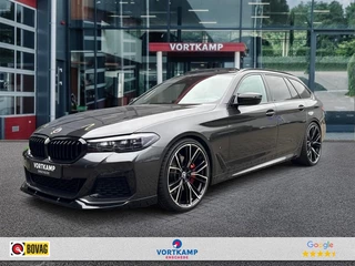 Hoofdafbeelding BMW 5 Serie BMW 5 Serie 540I XDRIVE M SPORT PANO-DAK/CAMERA/NAVI/LEDER/CARPLAY