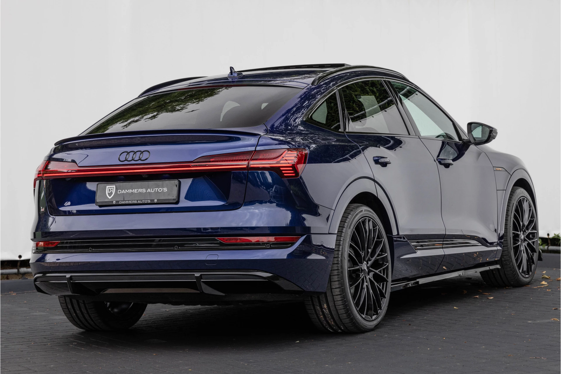 Hoofdafbeelding Audi e-tron