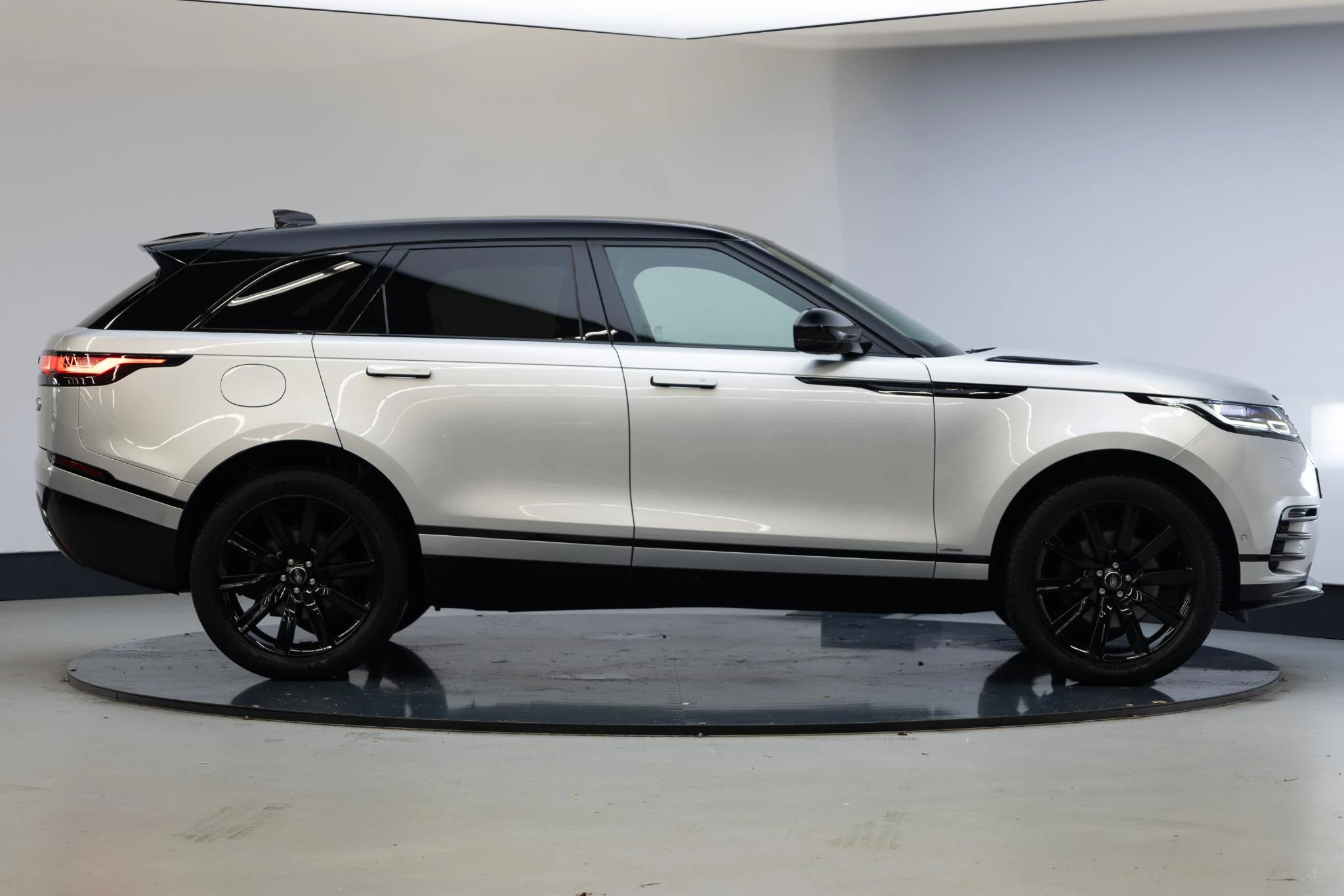 Hoofdafbeelding Land Rover Range Rover Velar