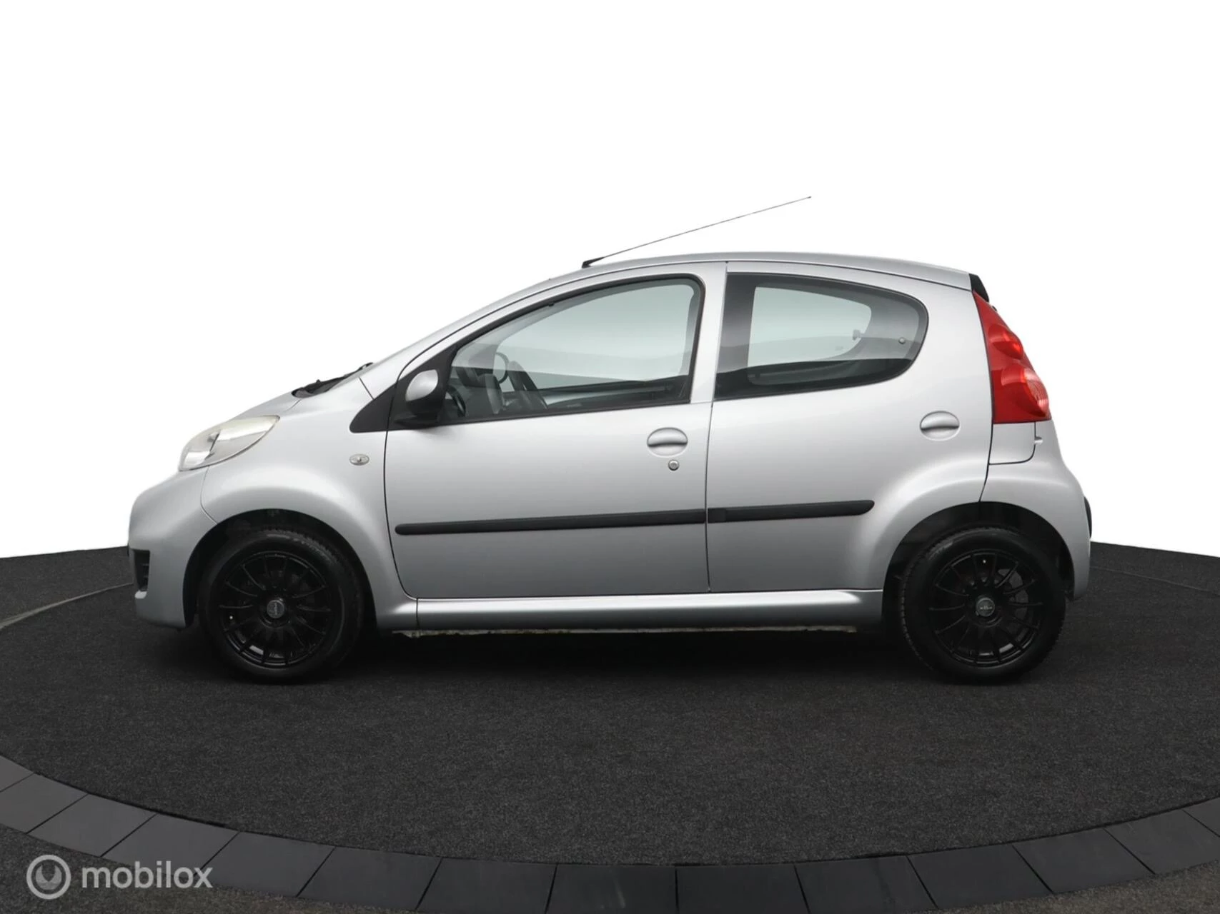 Hoofdafbeelding Peugeot 107