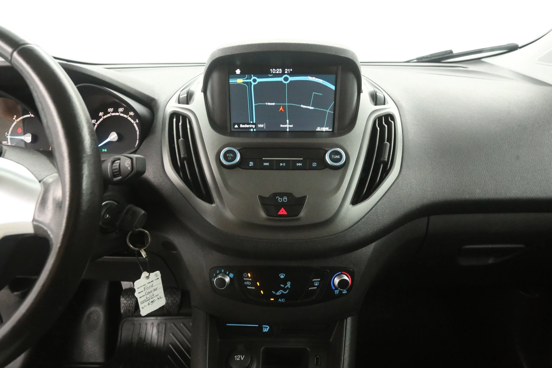 Hoofdafbeelding Ford Transit Courier