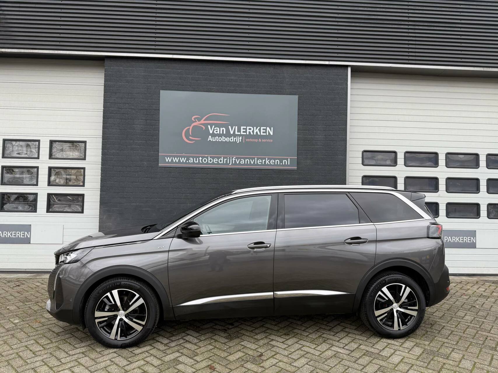 Hoofdafbeelding Peugeot 5008