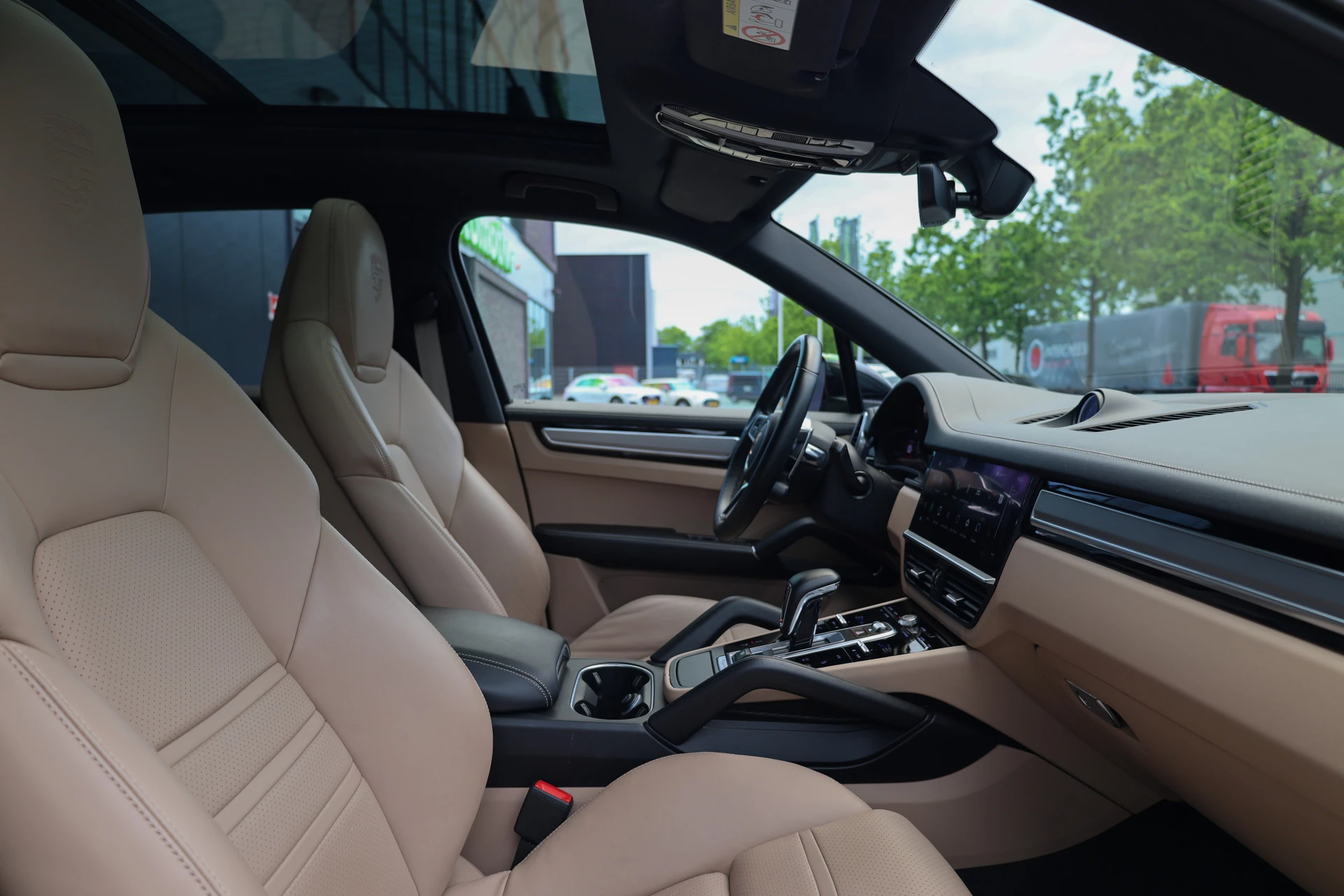 Hoofdafbeelding Porsche Cayenne