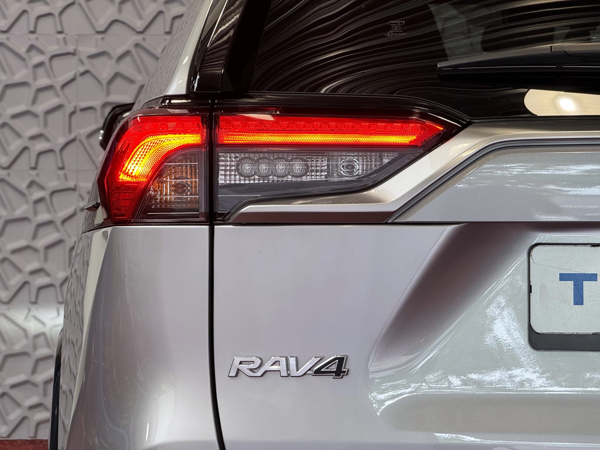 Hoofdafbeelding Toyota RAV4