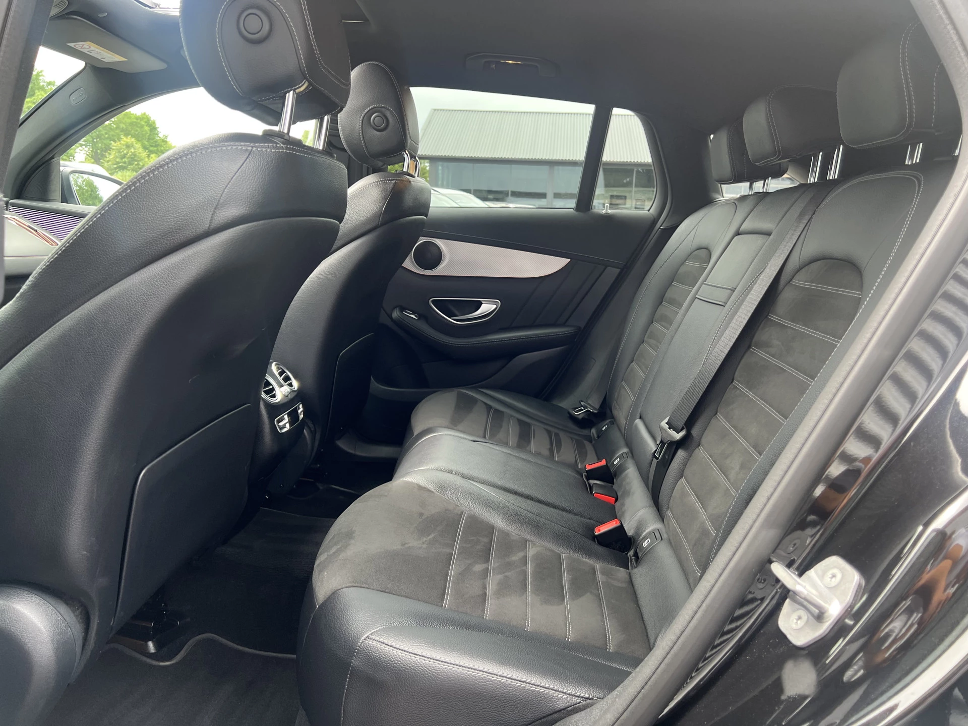 Hoofdafbeelding Mercedes-Benz EQC