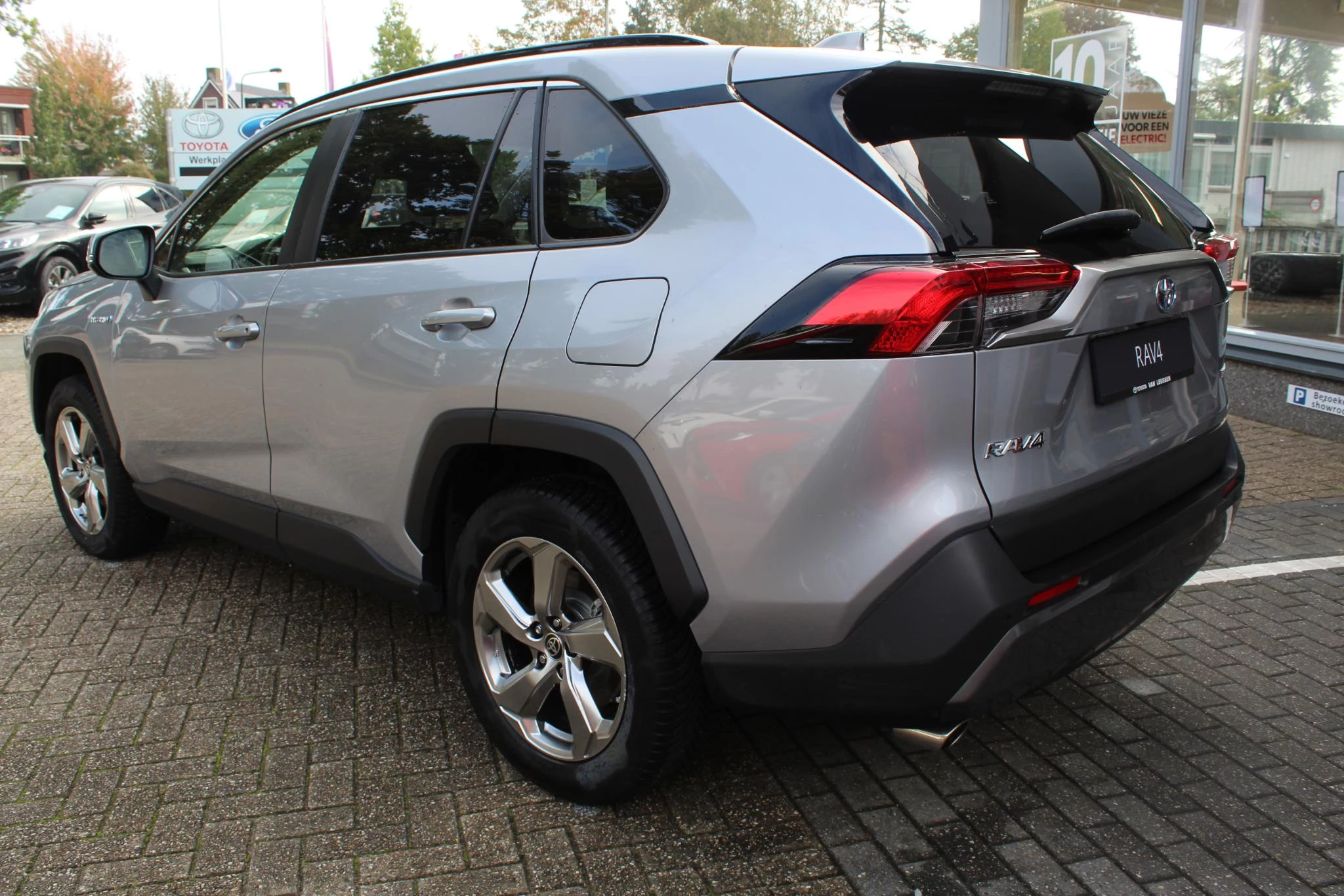 Hoofdafbeelding Toyota RAV4