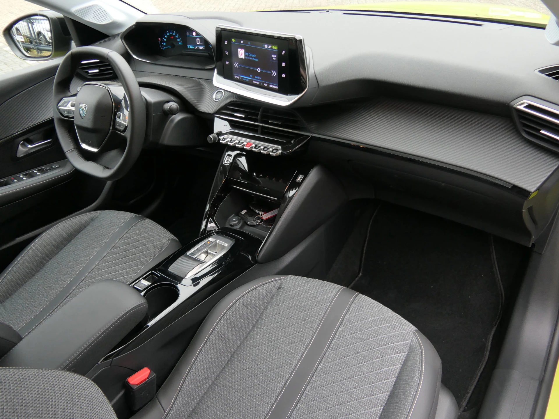 Hoofdafbeelding Peugeot e-208