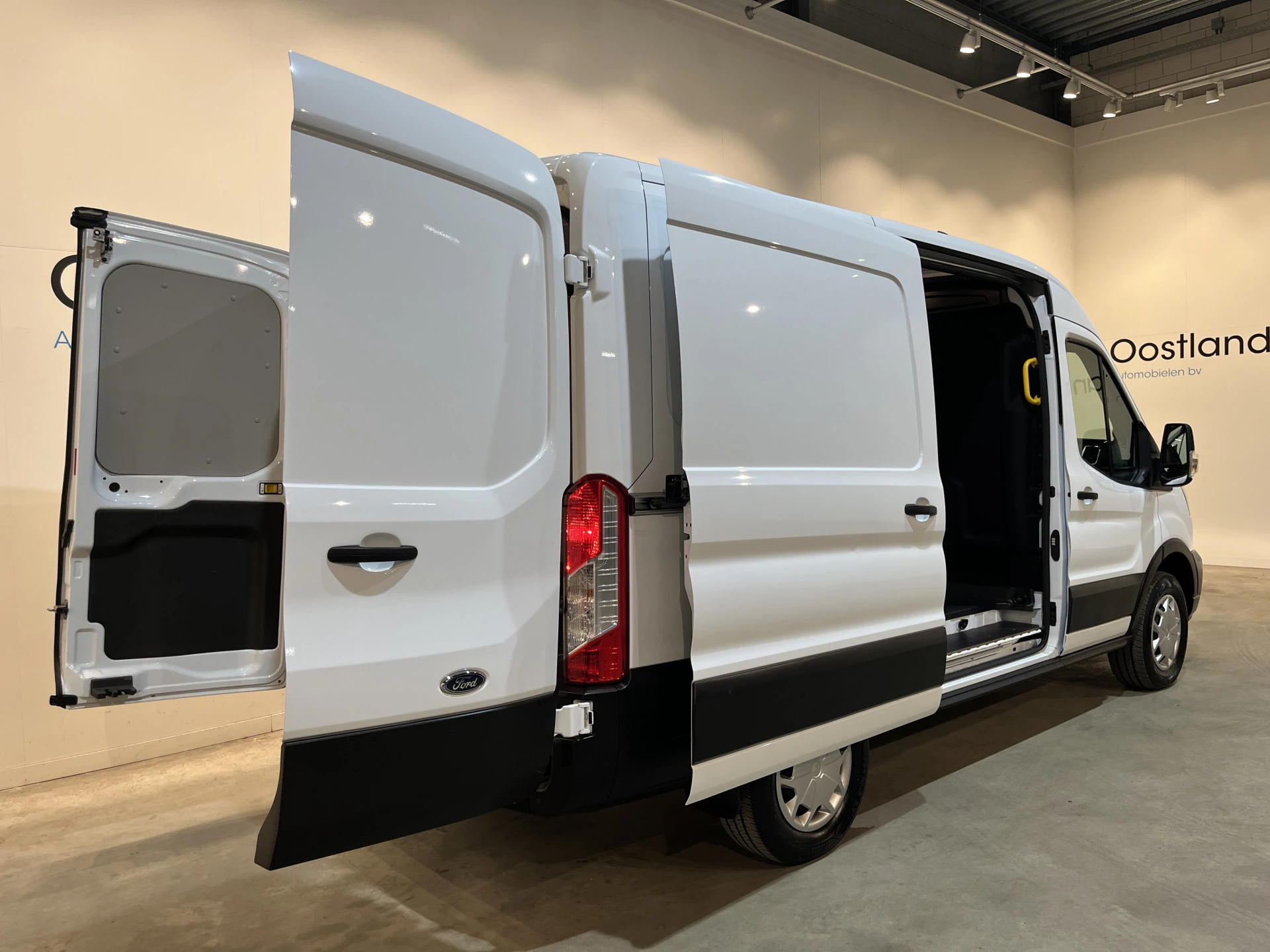 Hoofdafbeelding Ford E-Transit