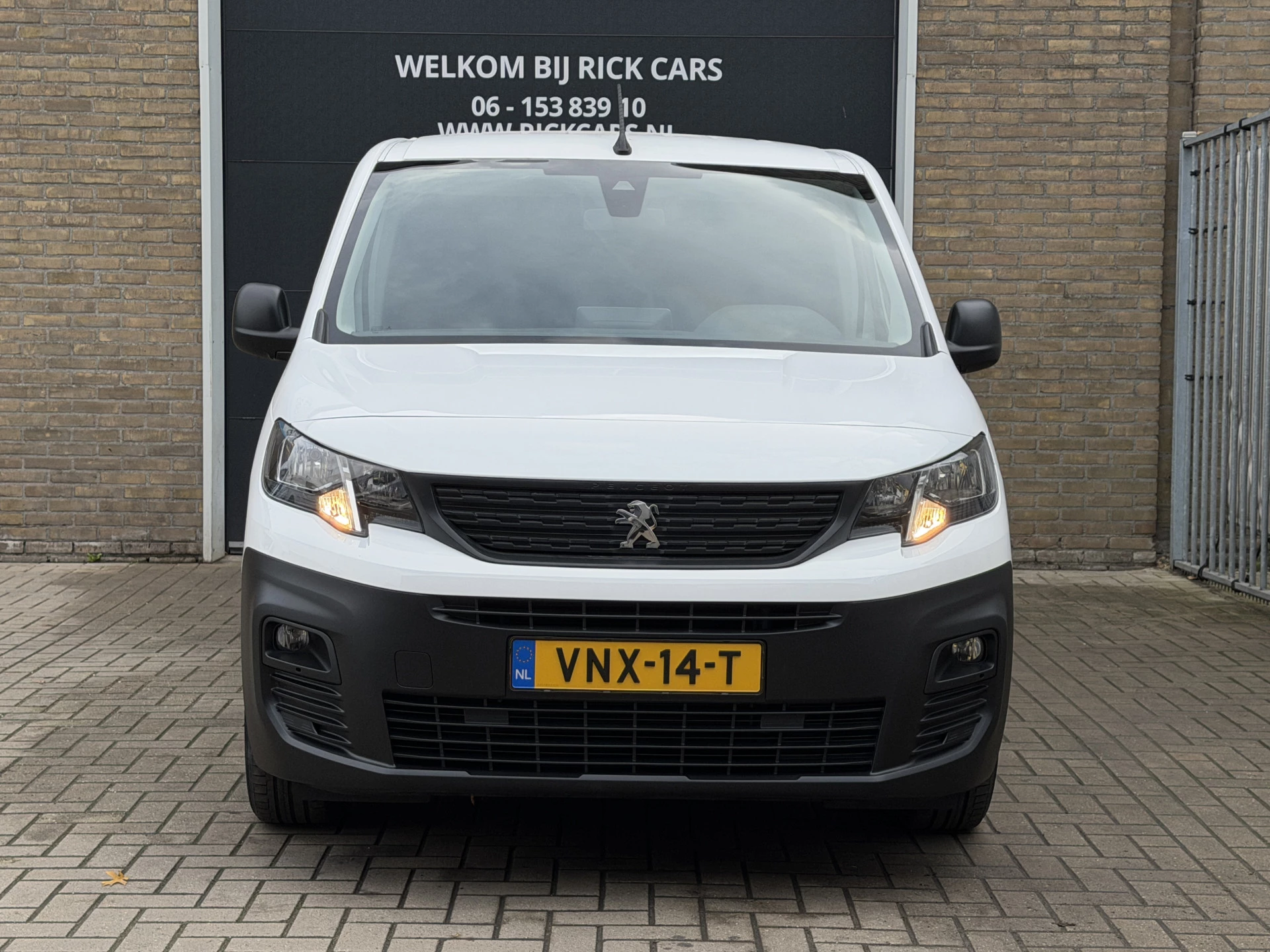 Hoofdafbeelding Peugeot Partner