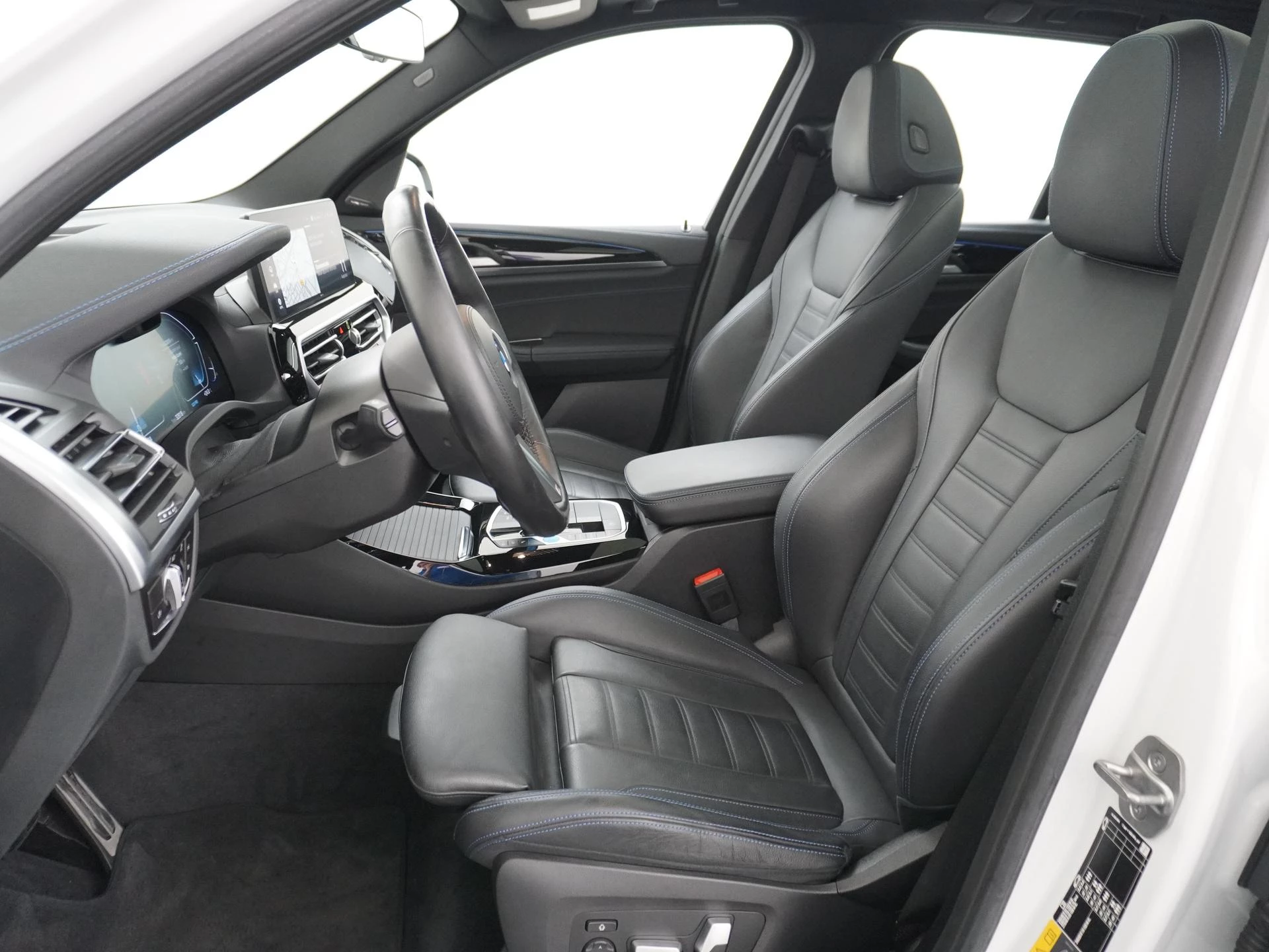 Hoofdafbeelding BMW iX3