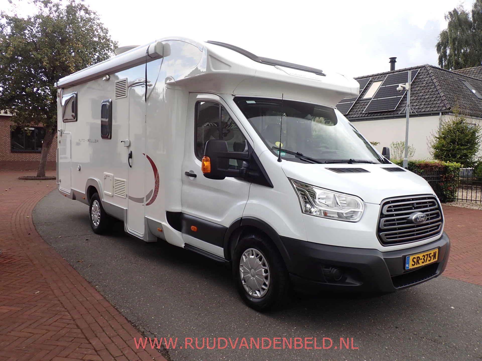 Hoofdafbeelding ROLLER TEAM AUTO-ROLLER 284 TL