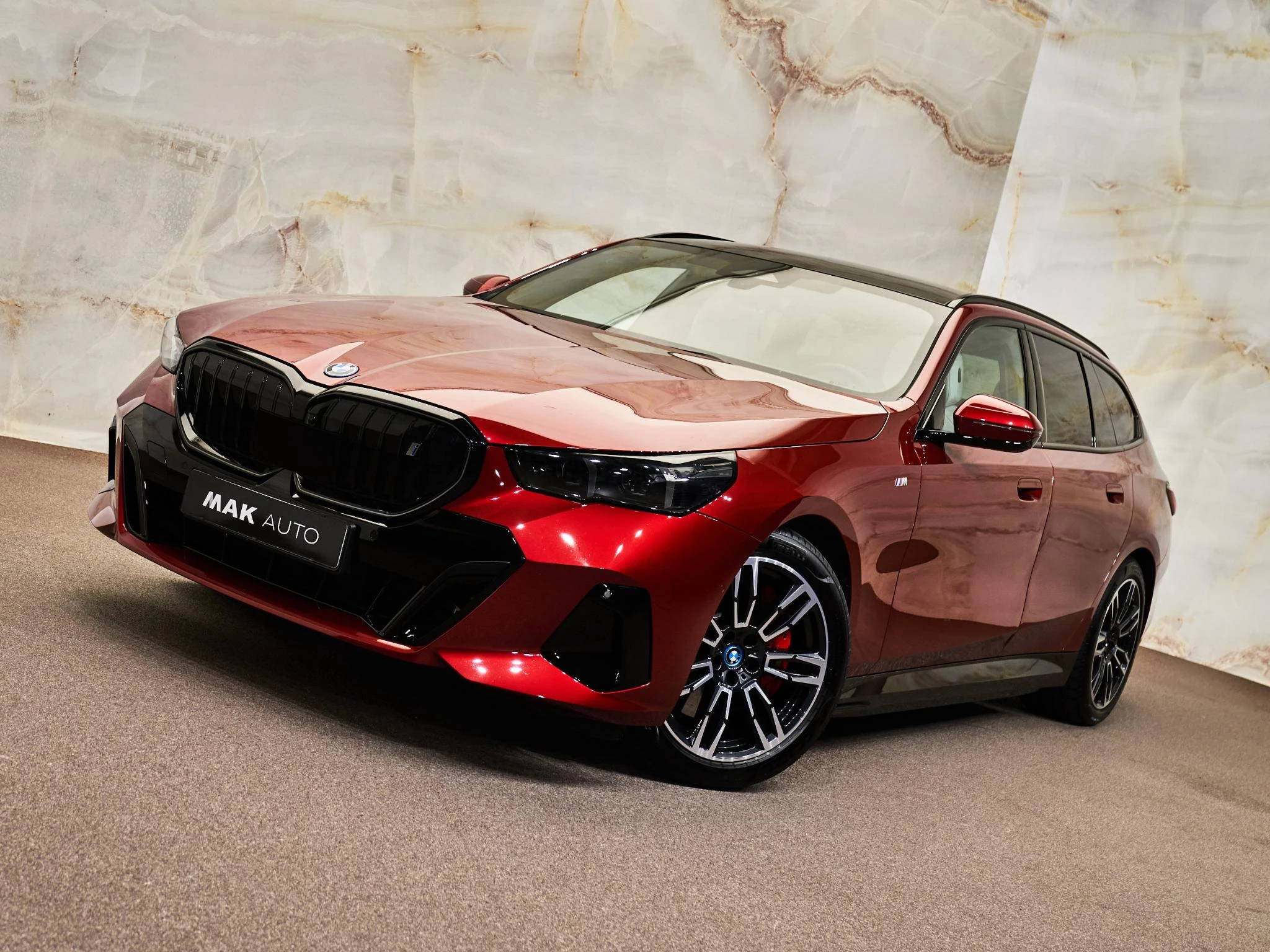 Hoofdafbeelding BMW i5