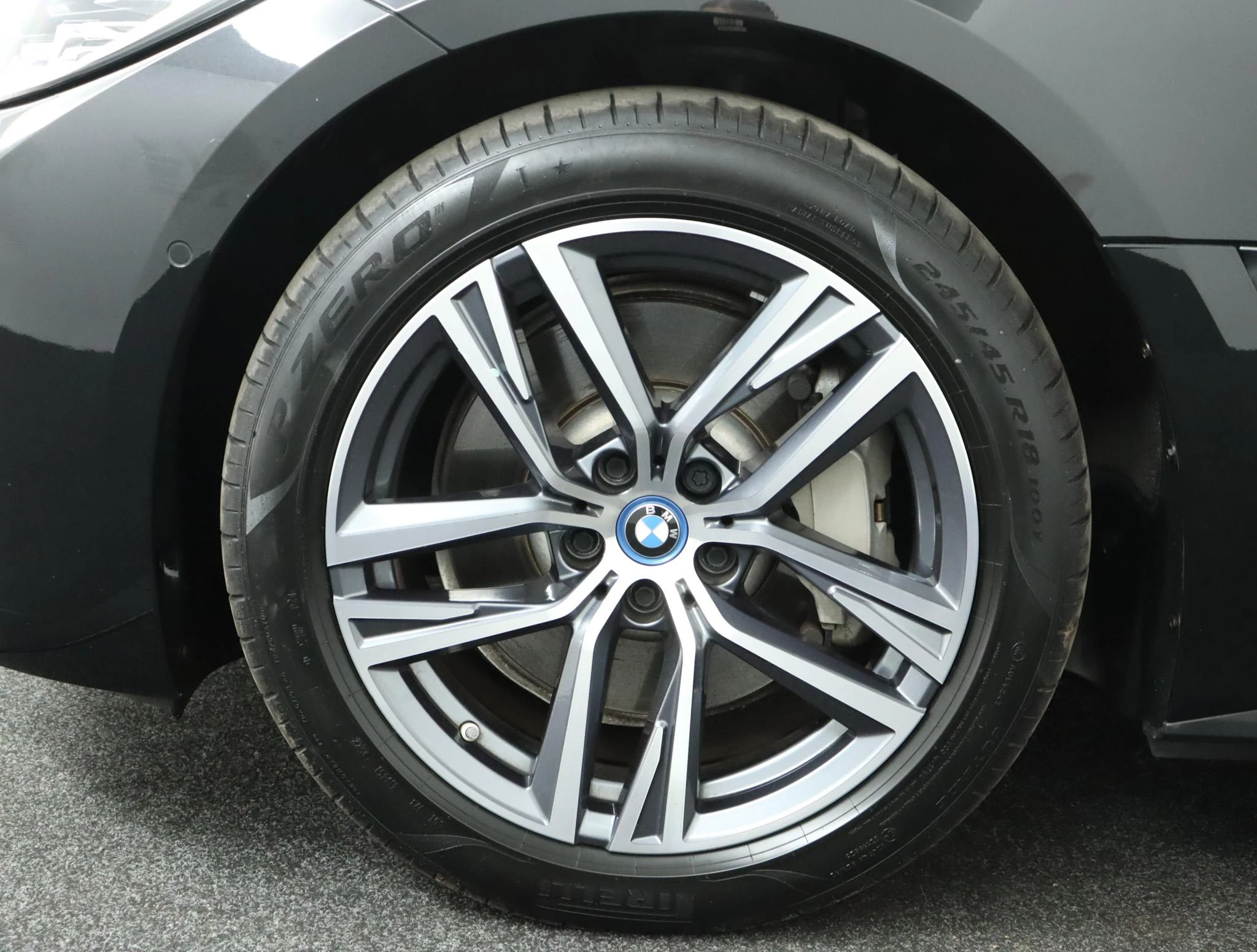 Hoofdafbeelding BMW i4