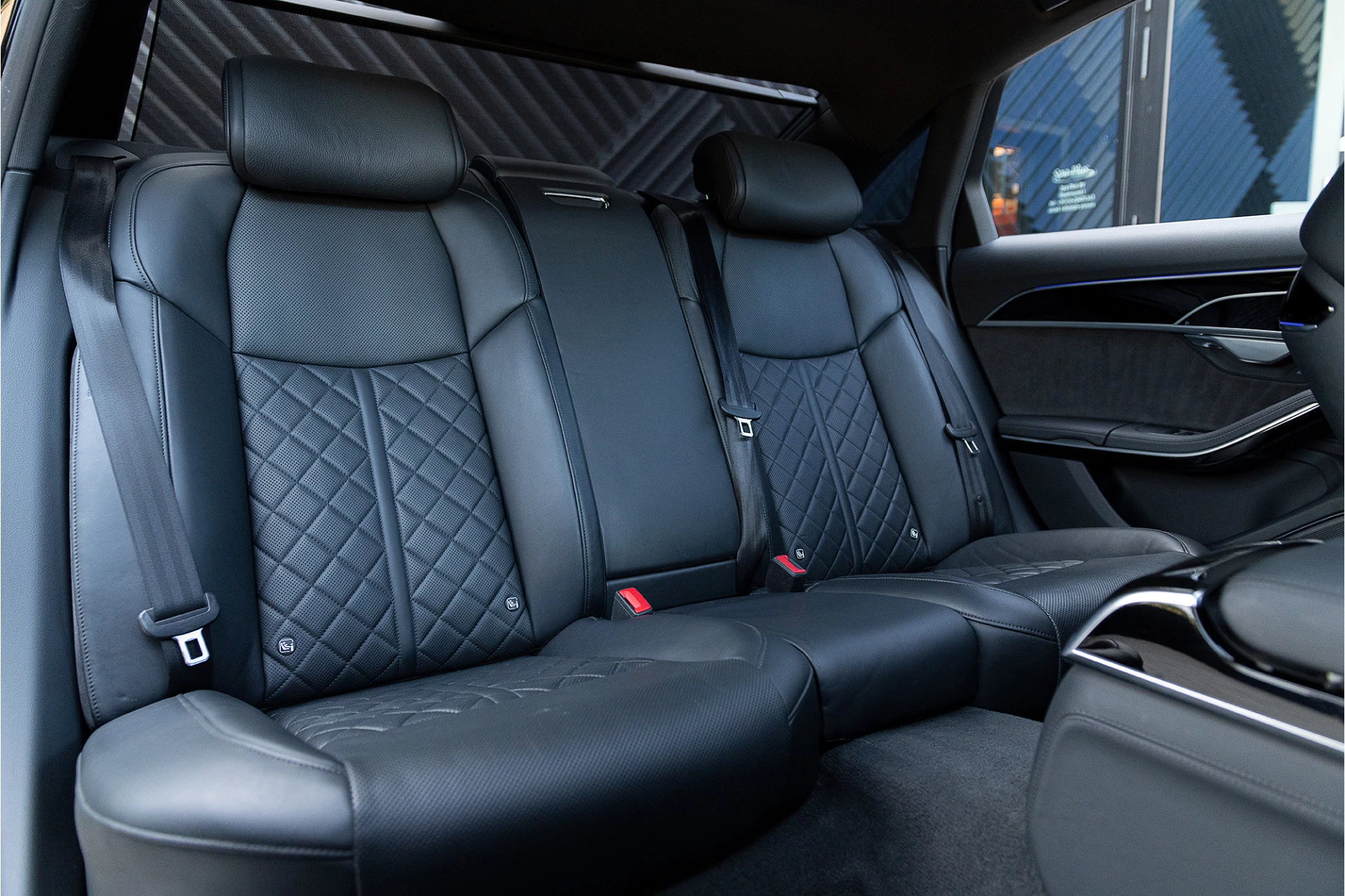 Hoofdafbeelding Audi A8