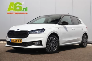 Hoofdafbeelding Škoda Fabia Skoda Fabia 1.0 TSI Monte Carlo Two Tone Navigatie Carplay Android 16 inch LMV Clima Cruise Parkeersensor