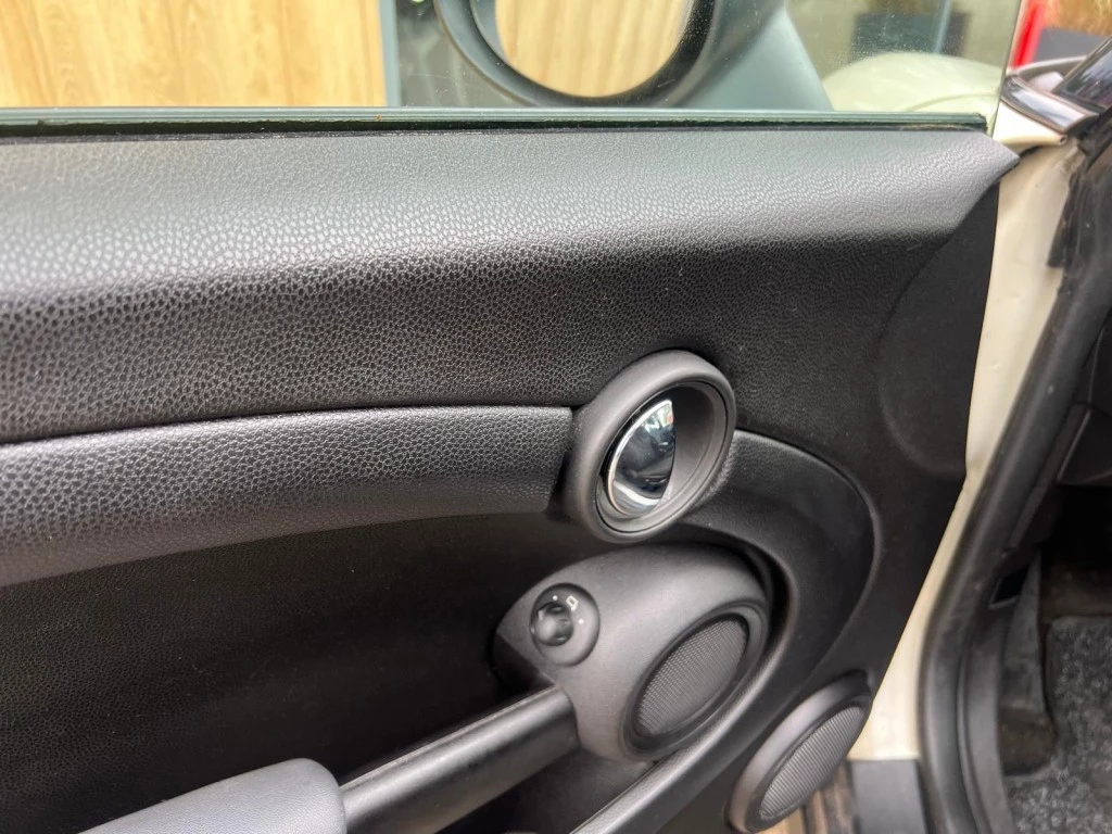 Hoofdafbeelding MINI One