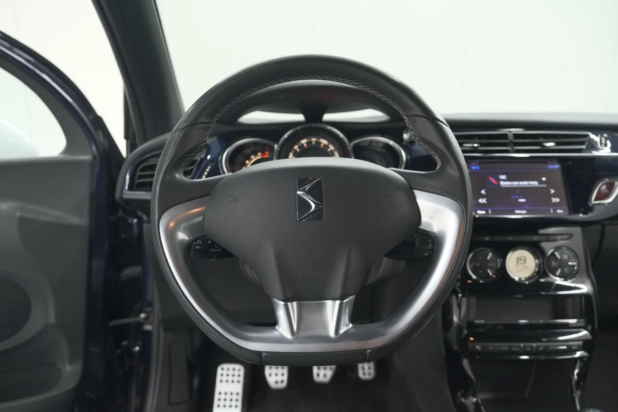 Hoofdafbeelding DS DS 3