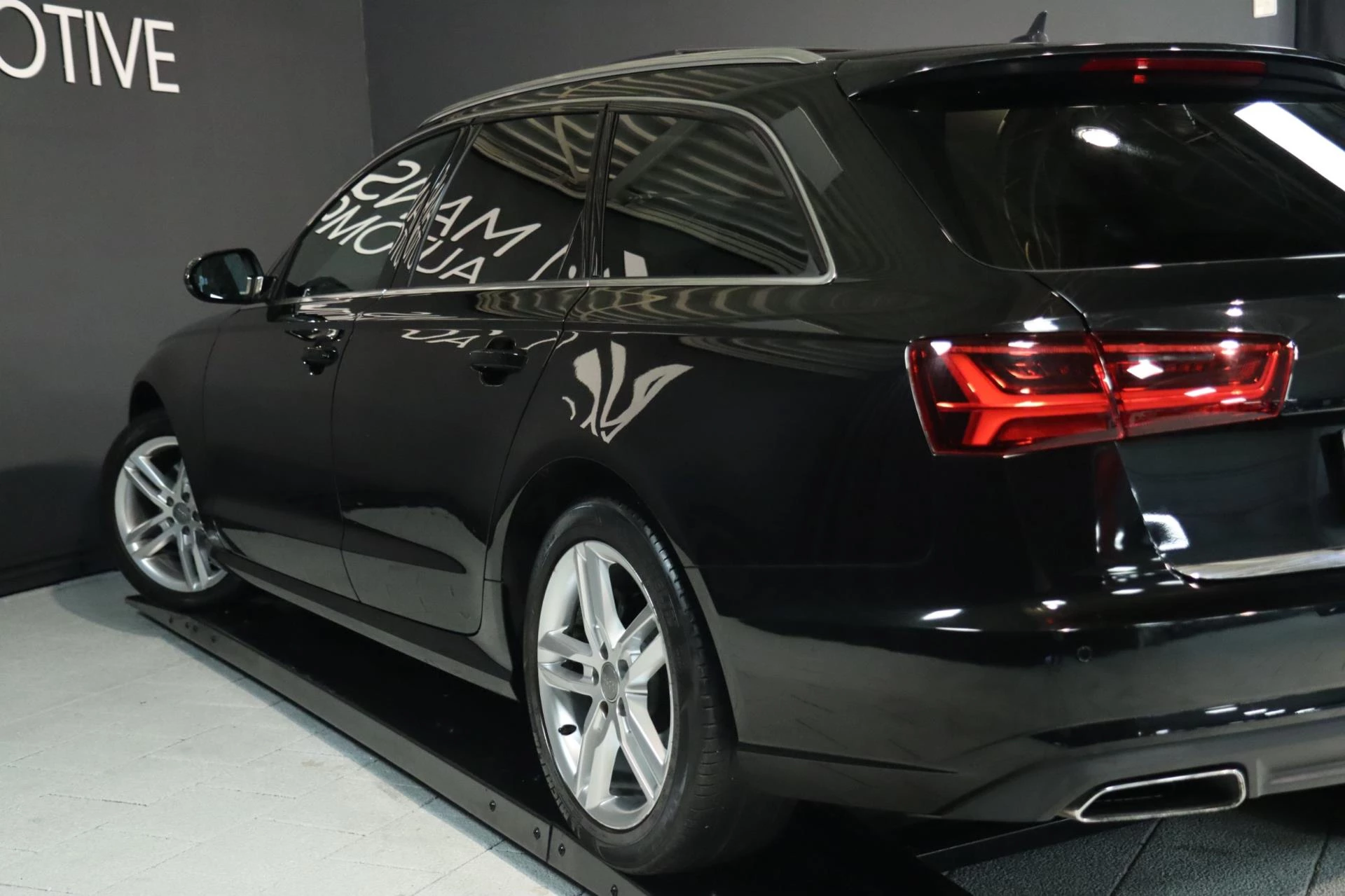 Hoofdafbeelding Audi A6
