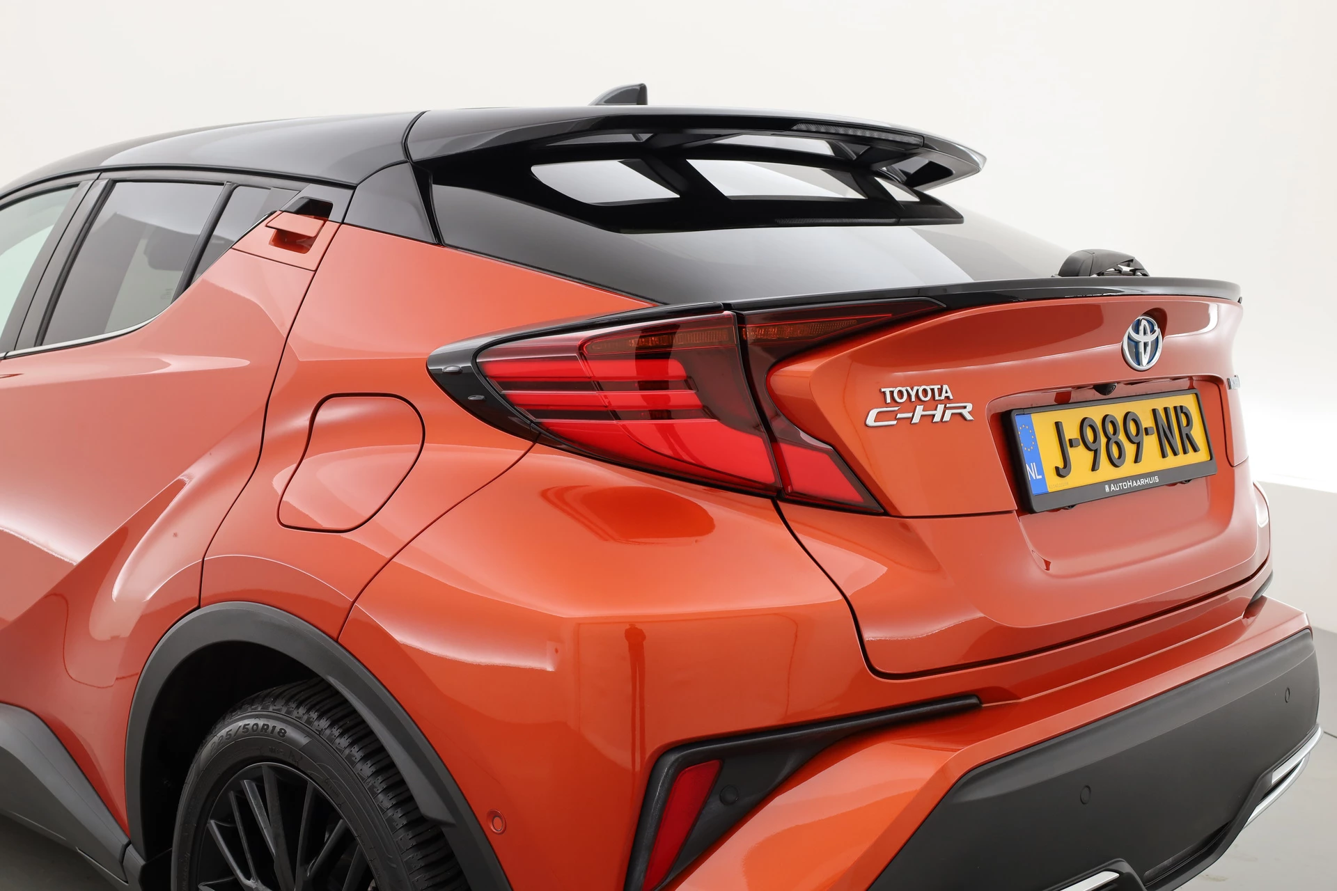 Hoofdafbeelding Toyota C-HR