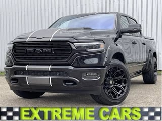 Dodge Ram Pick-Up 1500 4x4 Crew Cab Limited Black Pack