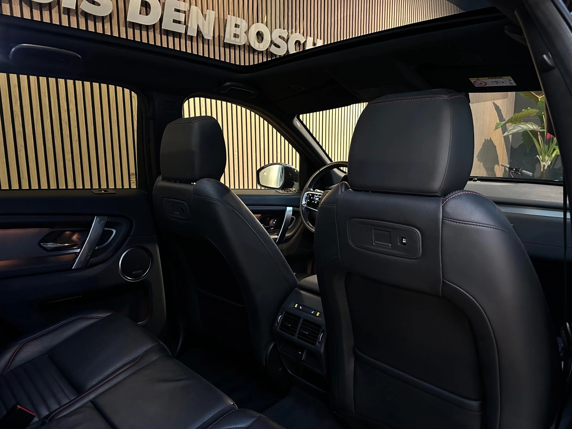 Hoofdafbeelding Land Rover Discovery Sport