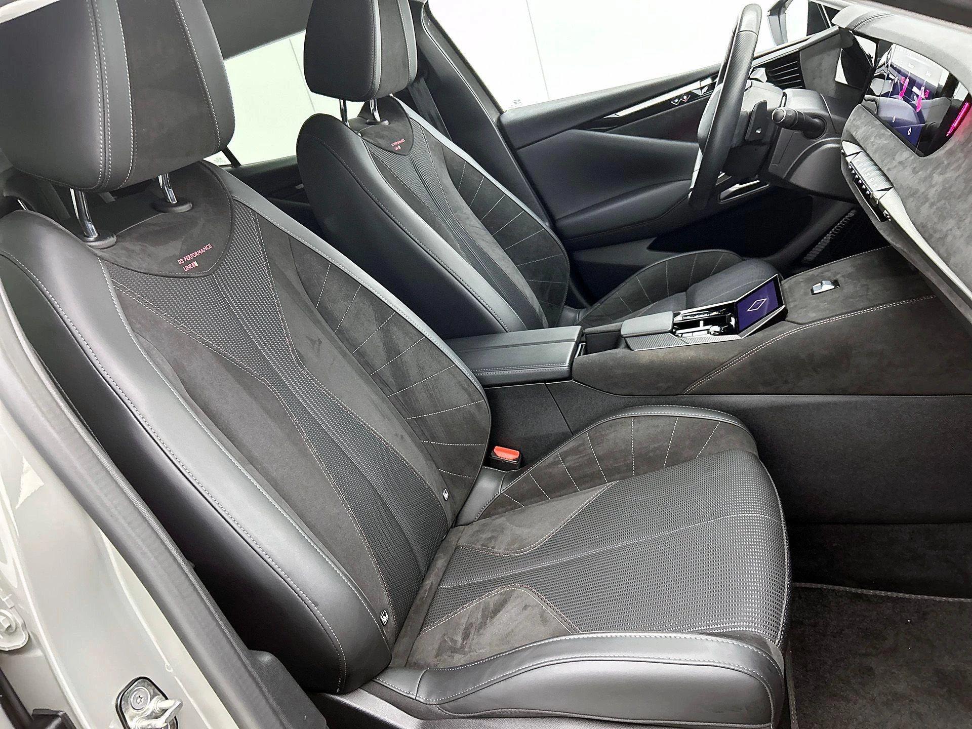 Hoofdafbeelding DS DS 4