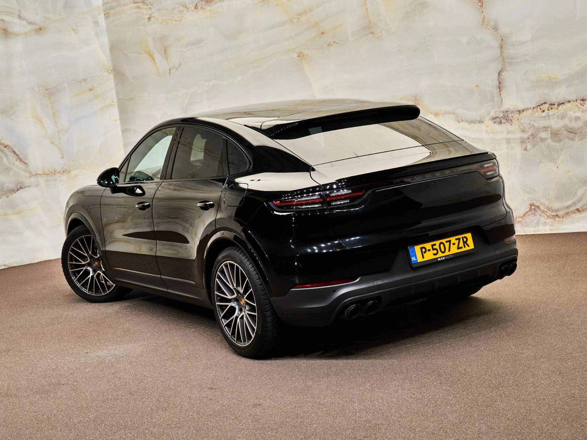 Hoofdafbeelding Porsche Cayenne