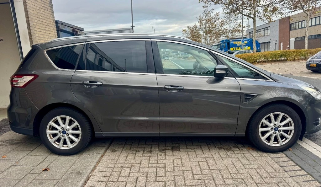 Hoofdafbeelding Ford S-Max
