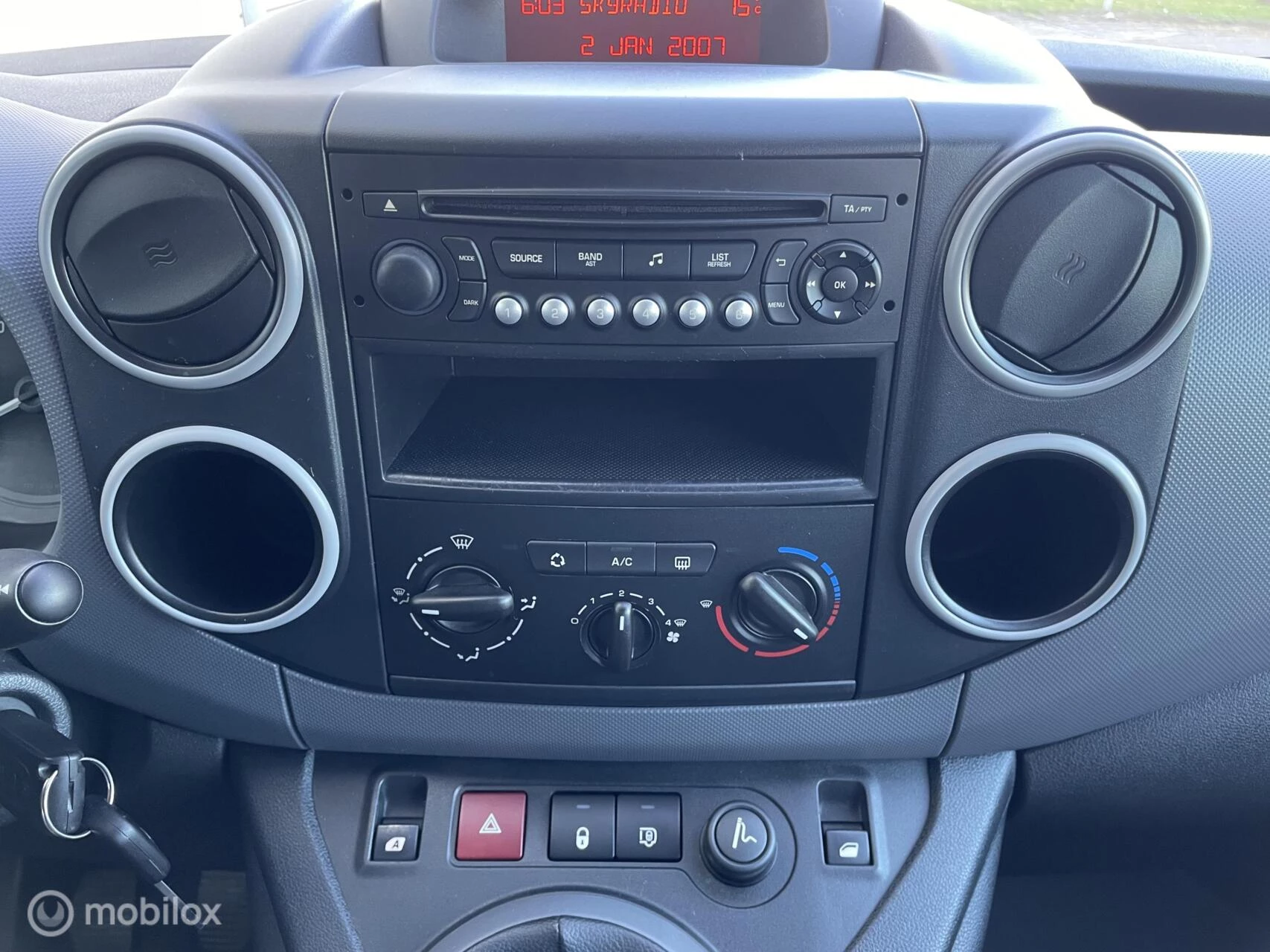 Hoofdafbeelding Peugeot Partner