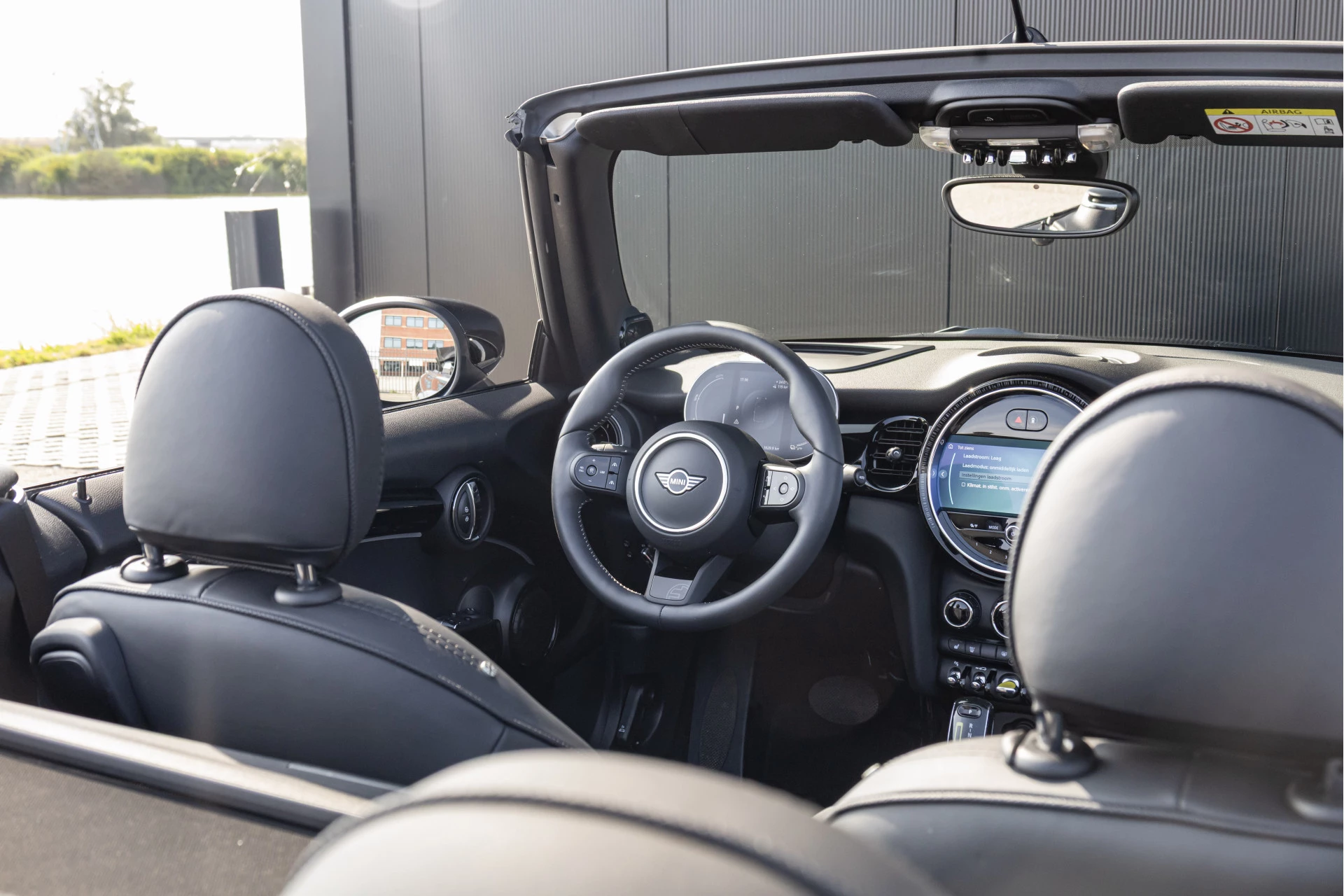 Hoofdafbeelding MINI Cabrio