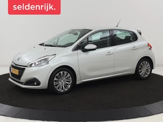 Peugeot 208 1.5 BleuHDi Allure | Trekhaak | Carplay |  Navigatie | Climate control | Cruise control | Parkeerhulp | DAB | Bluetooth