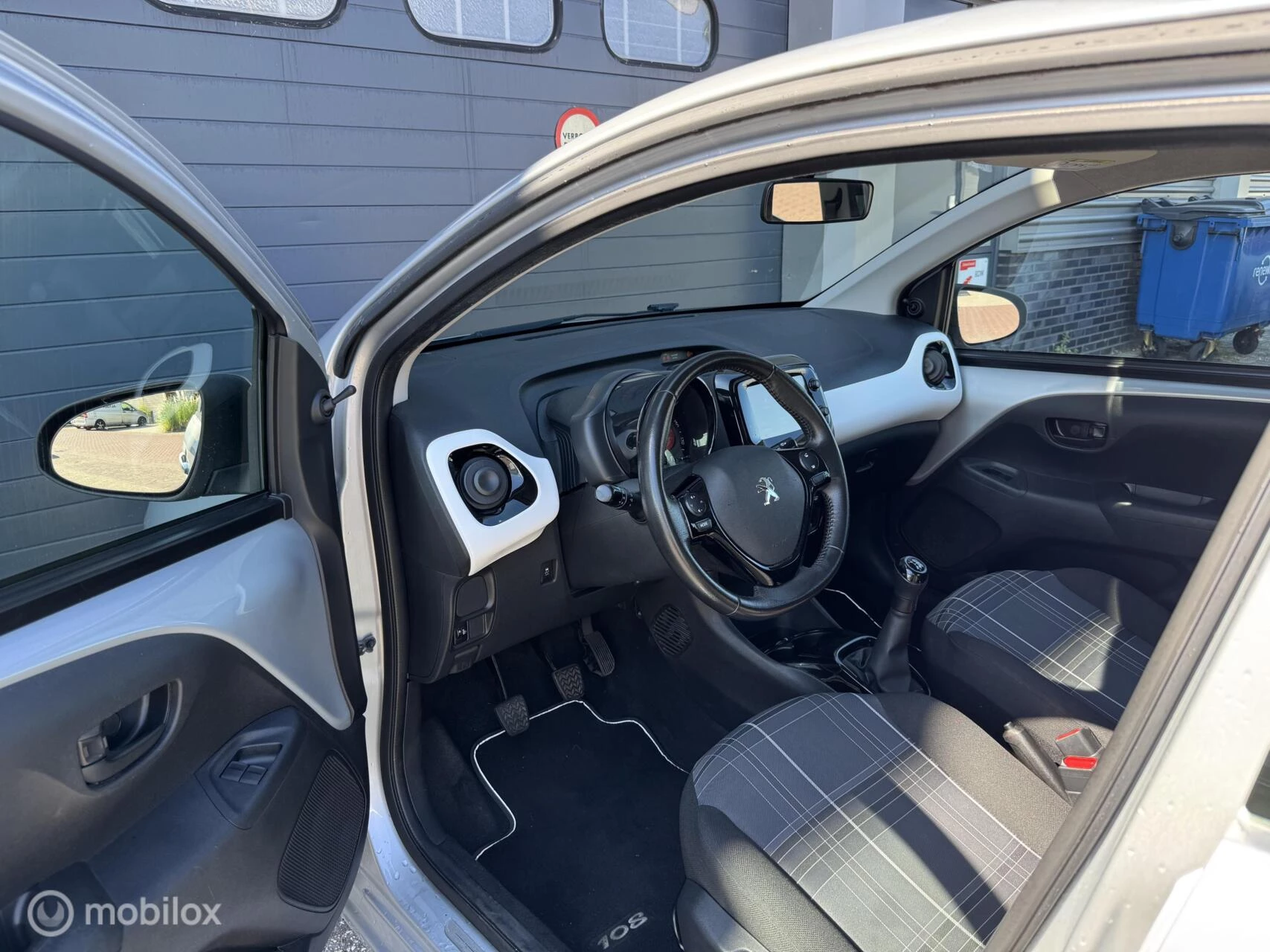Hoofdafbeelding Peugeot 108