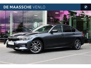 BMW 3 Serie 320i High Executive Automaat / Schuif-kanteldak / Sportstoelen / Achteruitrijcamera / Parking Assistant / LED / Live Cockpit Professional