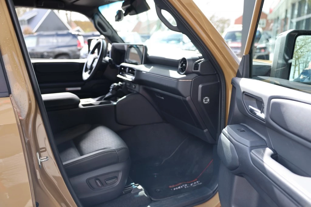 Hoofdafbeelding Toyota Land Cruiser