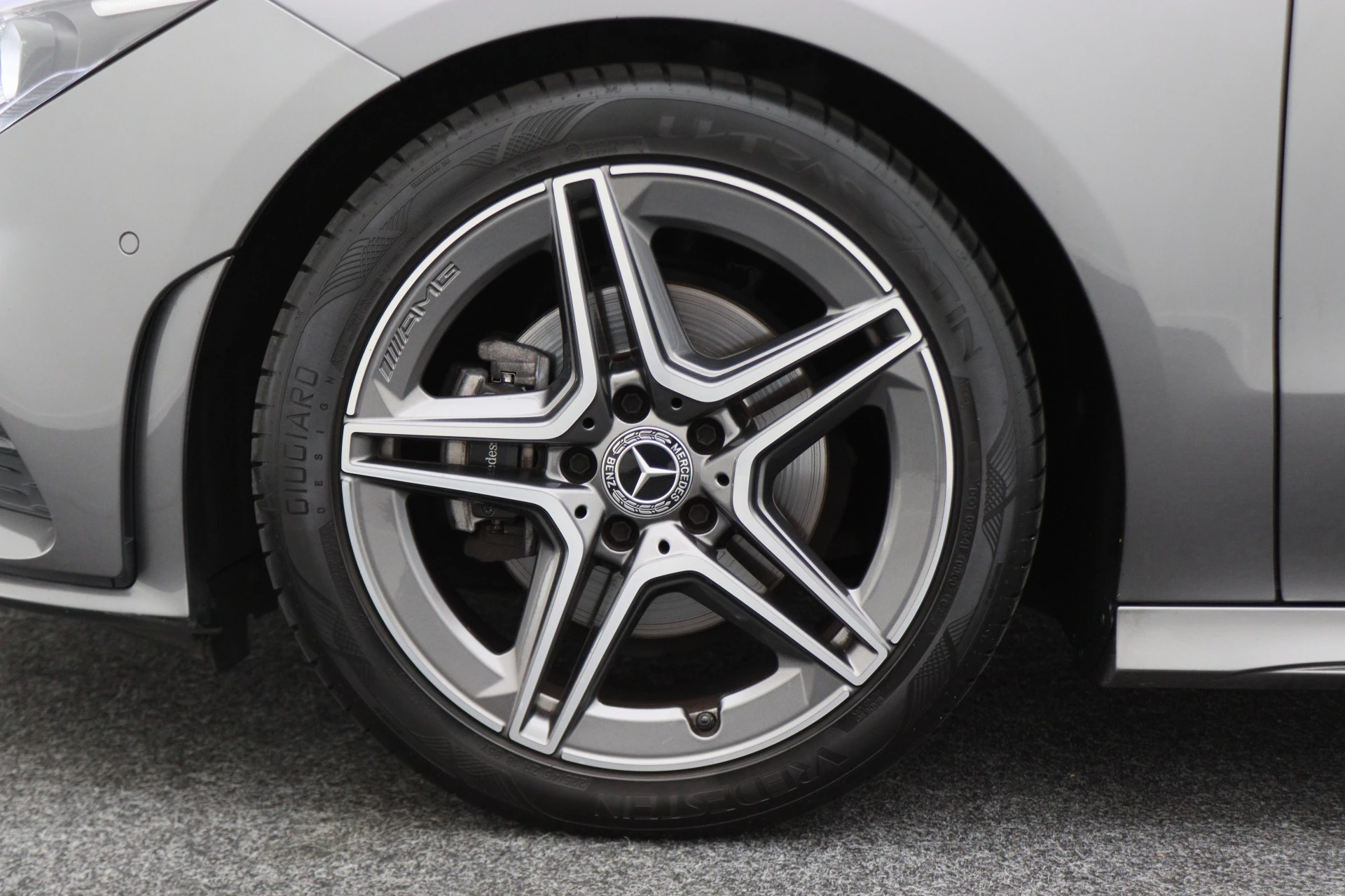 Hoofdafbeelding Mercedes-Benz CLA