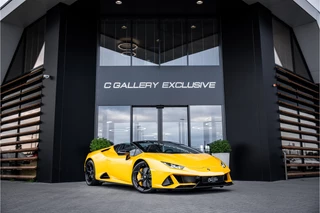 Hoofdafbeelding Lamborghini Huracán Lamborghini Huracán Evo Spyder 5.2 V10 - Giallo Inti | Origineel NL | Dealer O.H. | Lift | Sensonum