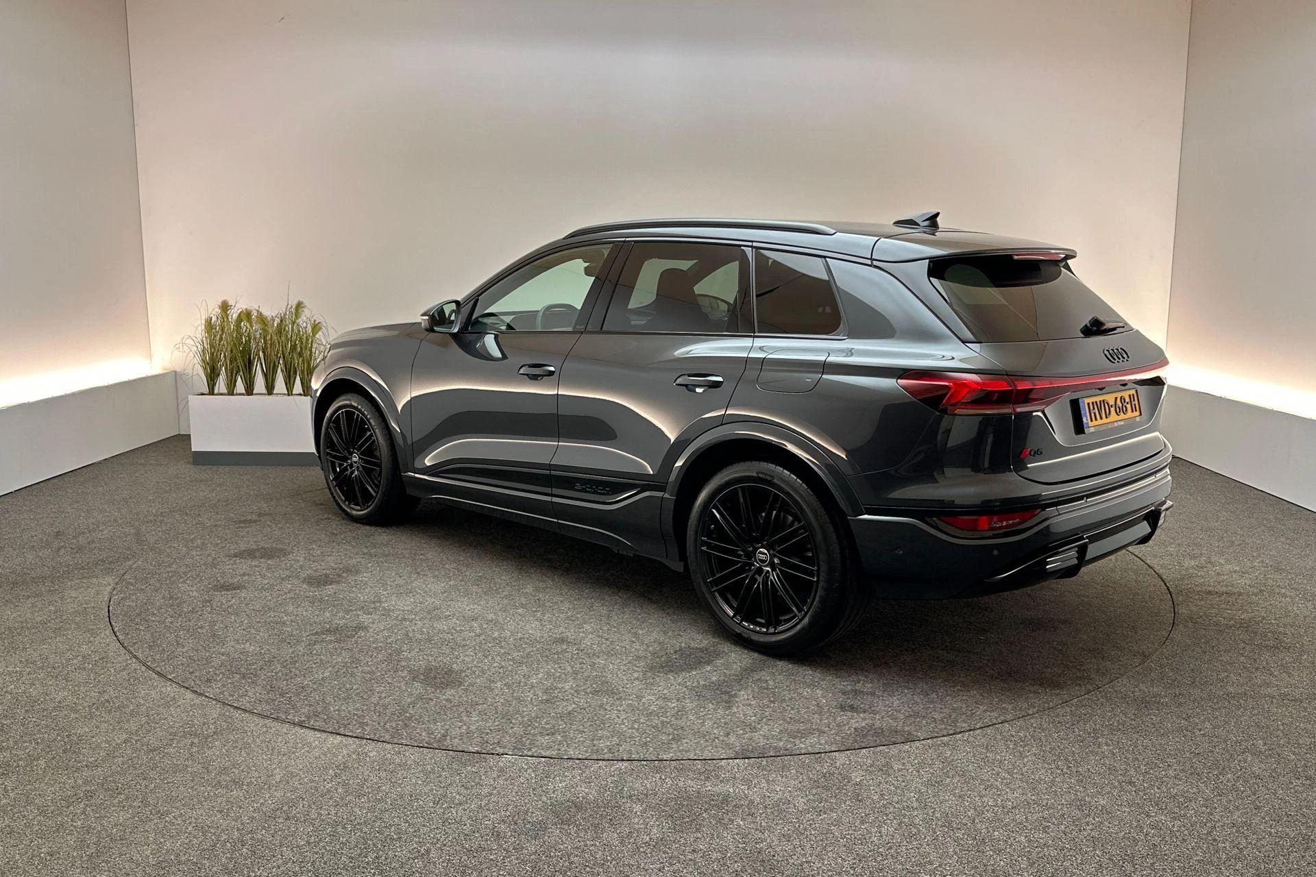Hoofdafbeelding Audi Q6 e-tron