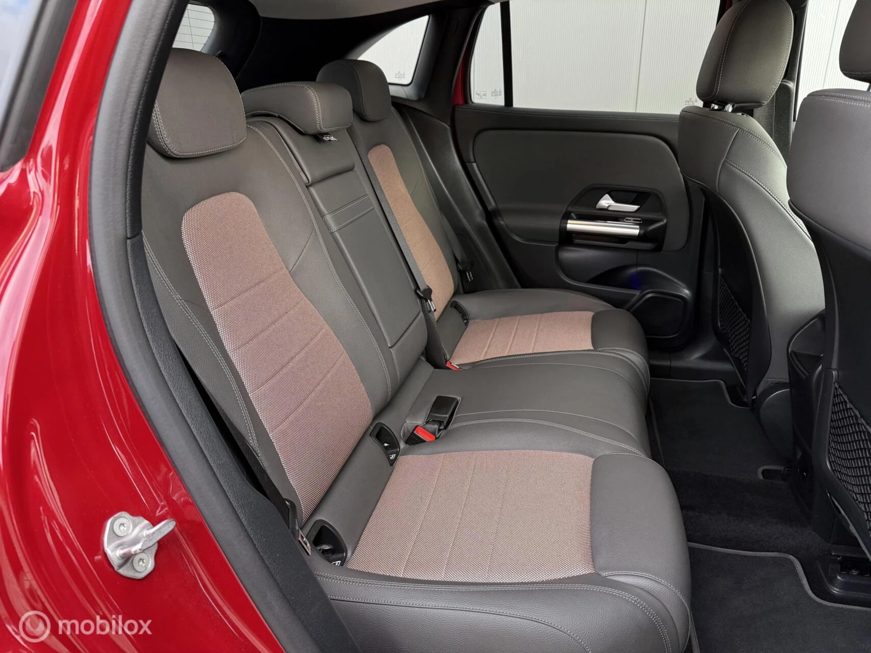 Hoofdafbeelding Mercedes-Benz EQA