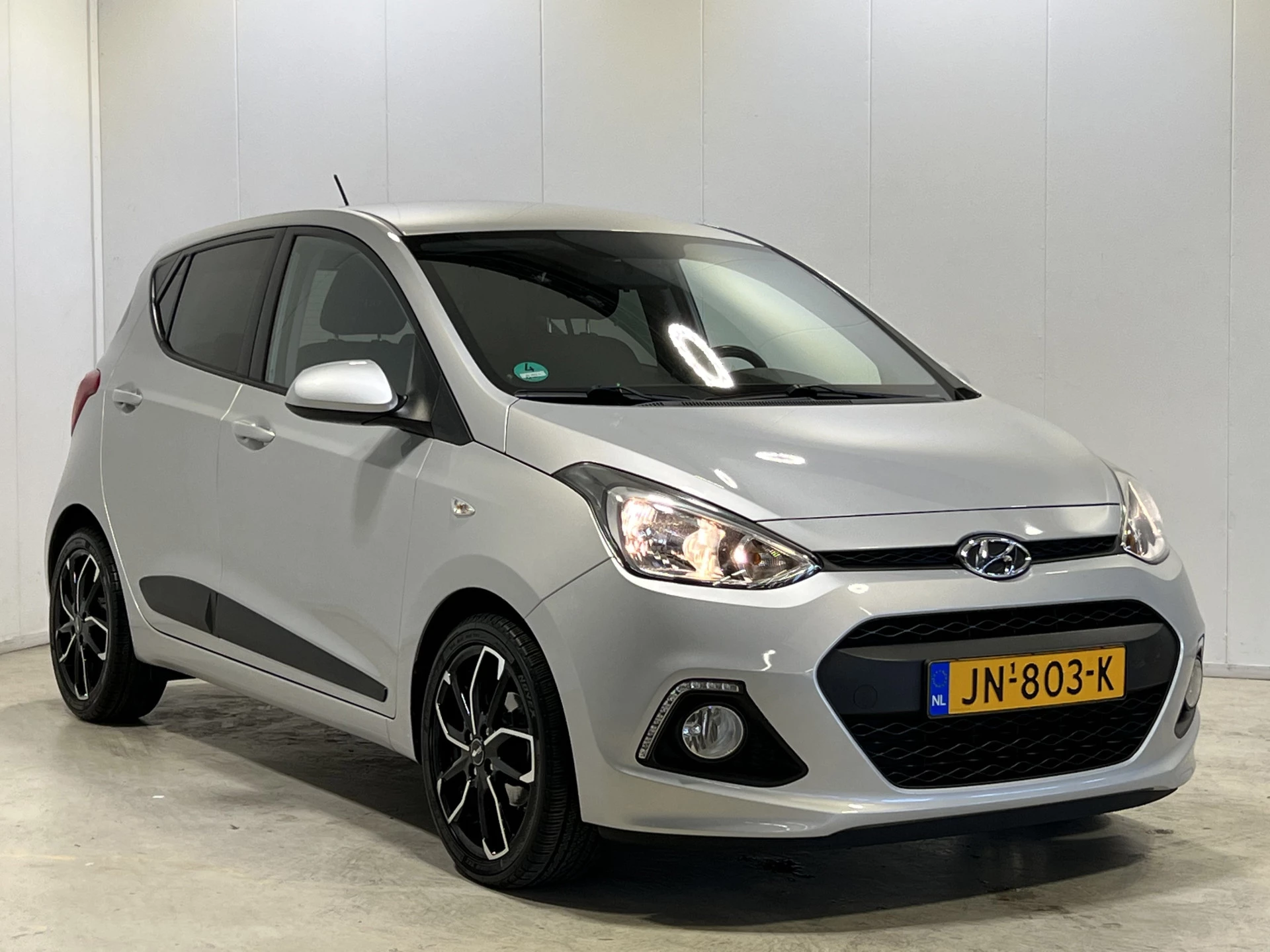 Hoofdafbeelding Hyundai i10