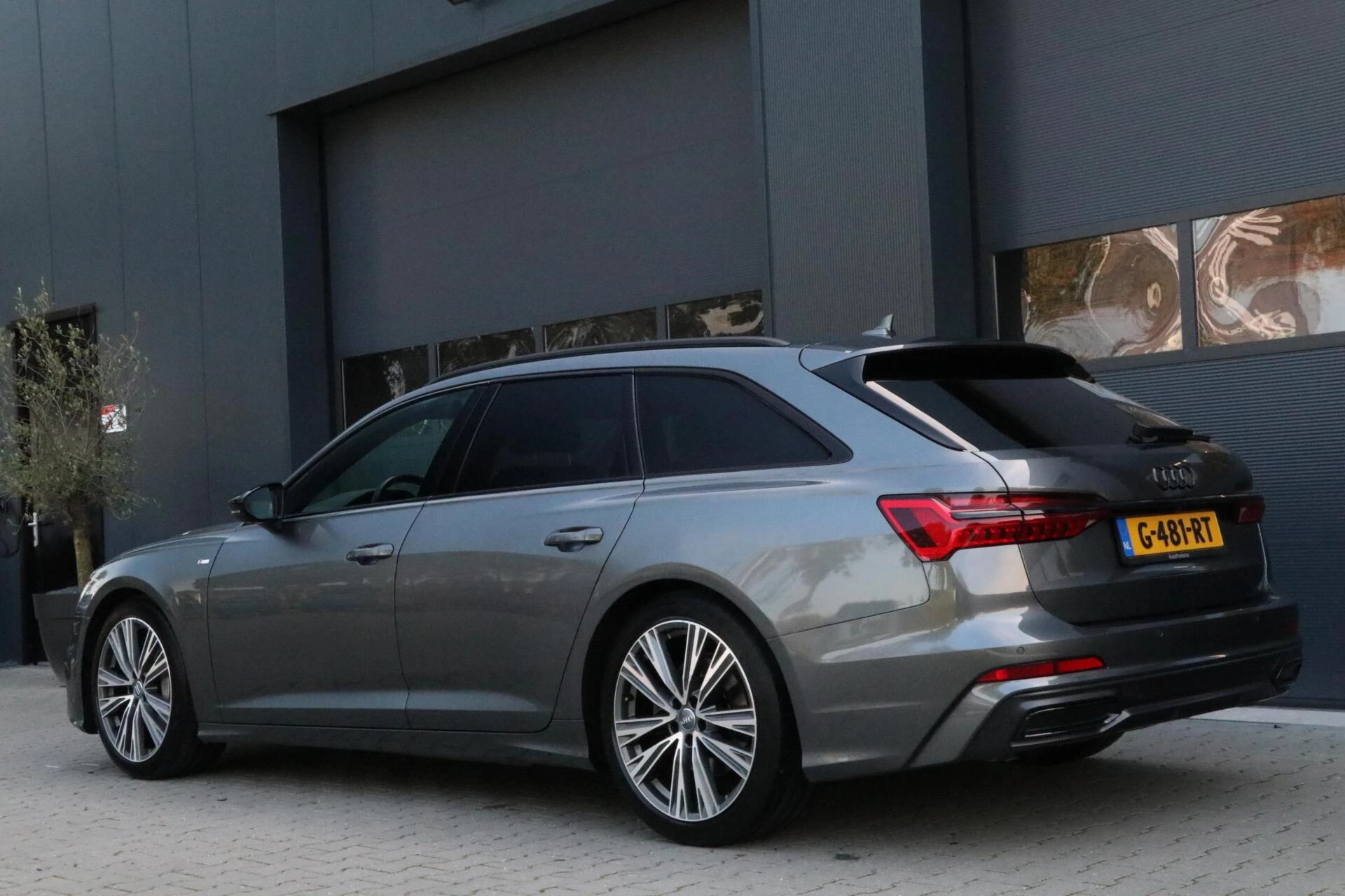 Hoofdafbeelding Audi A6