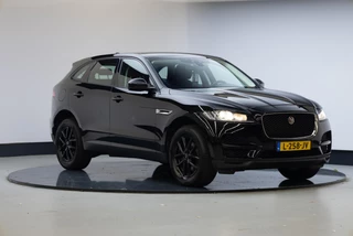 Hoofdafbeelding Jaguar F-PACE Jaguar F-PACE 2.0 Pure AWD 25t