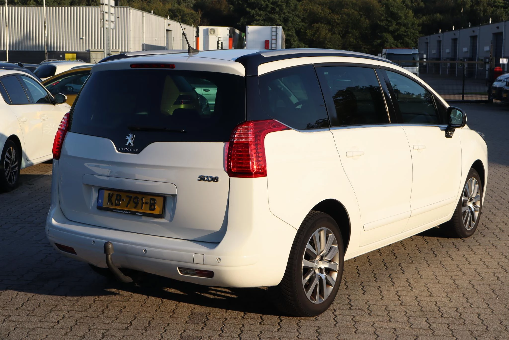 Hoofdafbeelding Peugeot 5008