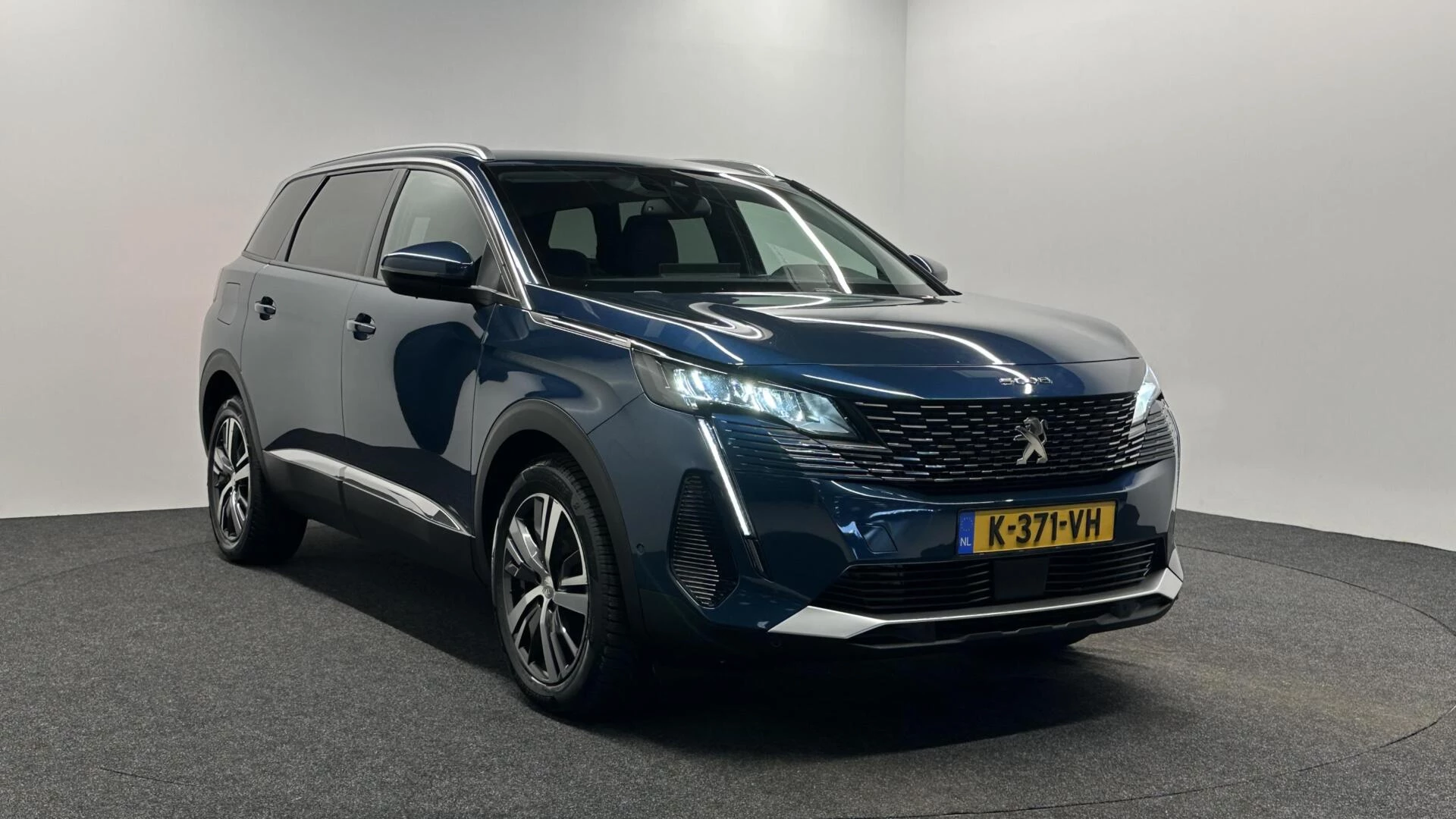 Hoofdafbeelding Peugeot 5008